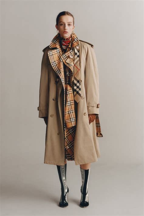 most popular burberry coat